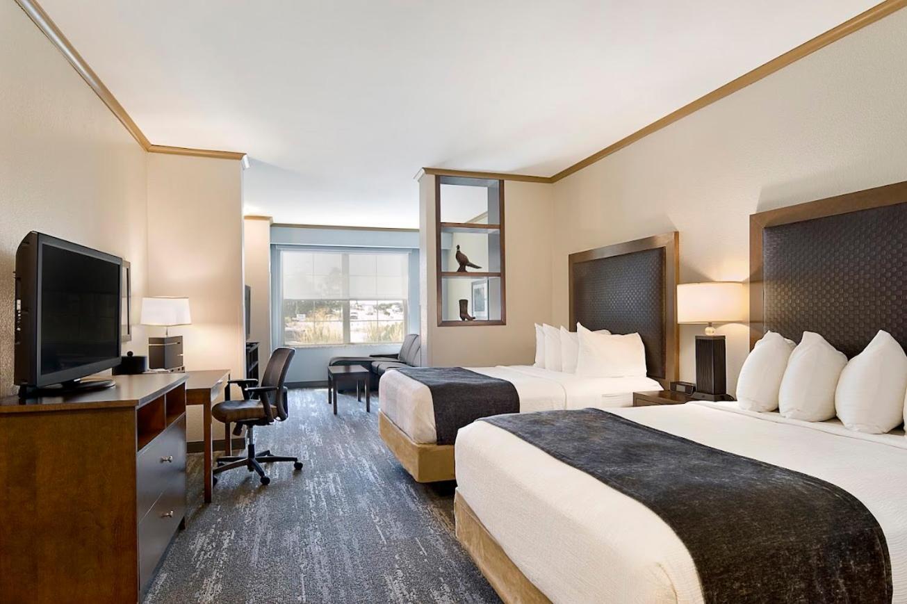 Clubhouse Hotel And Suites ピア エクステリア 写真