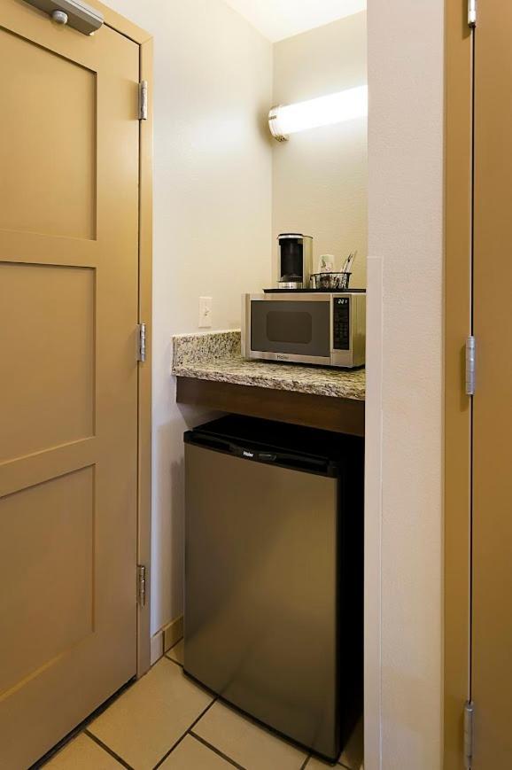 Clubhouse Hotel And Suites ピア エクステリア 写真